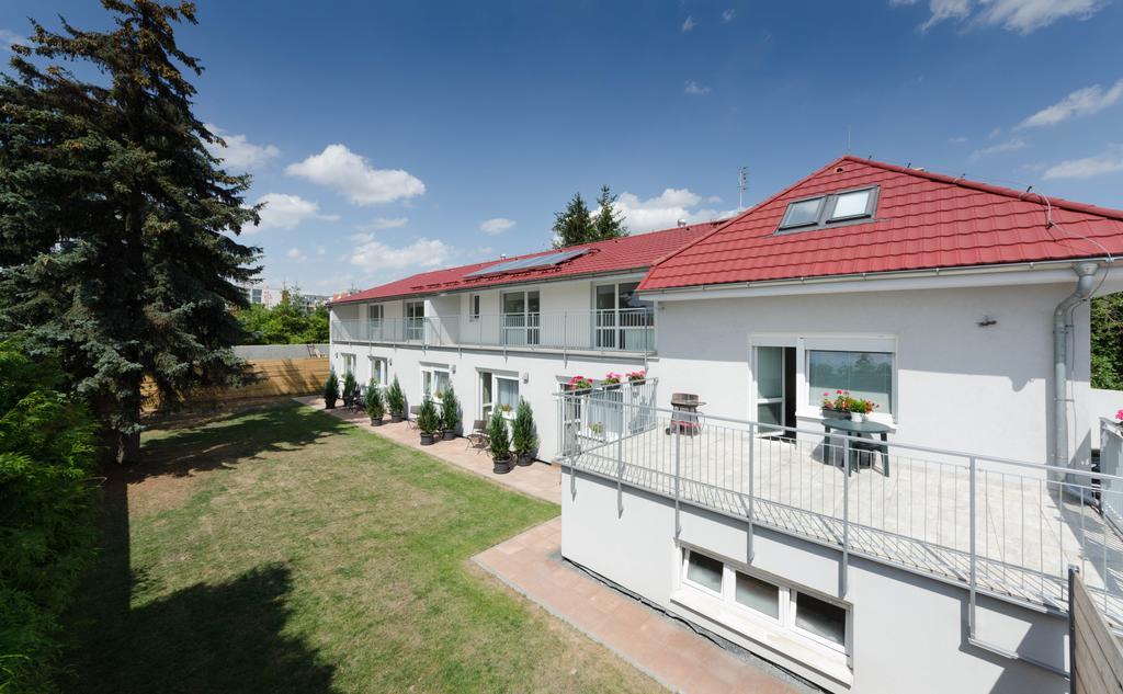 Pension Zlicin - Prague — Photos 2